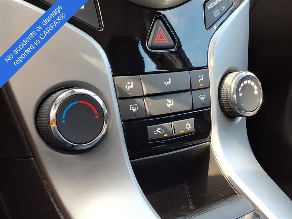 Thumbnail: 2014 Chevrolet Cruze - 26