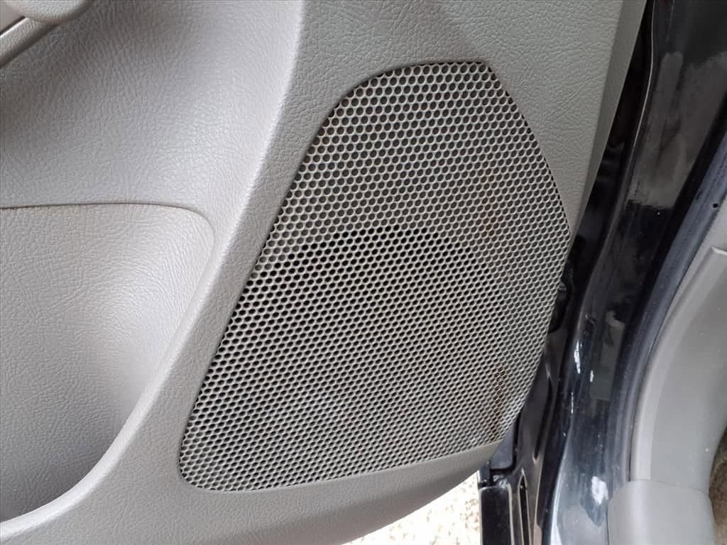 Thumbnail: 2009 Toyota Yaris - 16