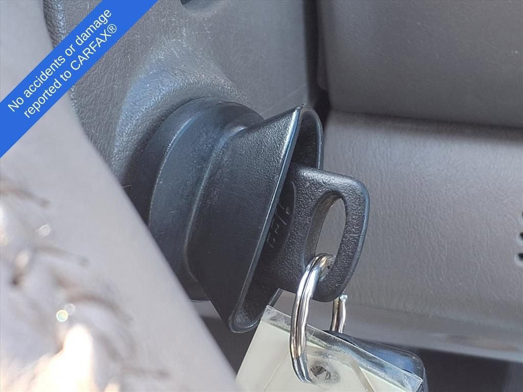 Thumbnail: 2004 Ford Econoline - 30