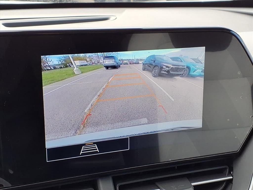 Thumbnail: 2026 Chevrolet Trax - 23