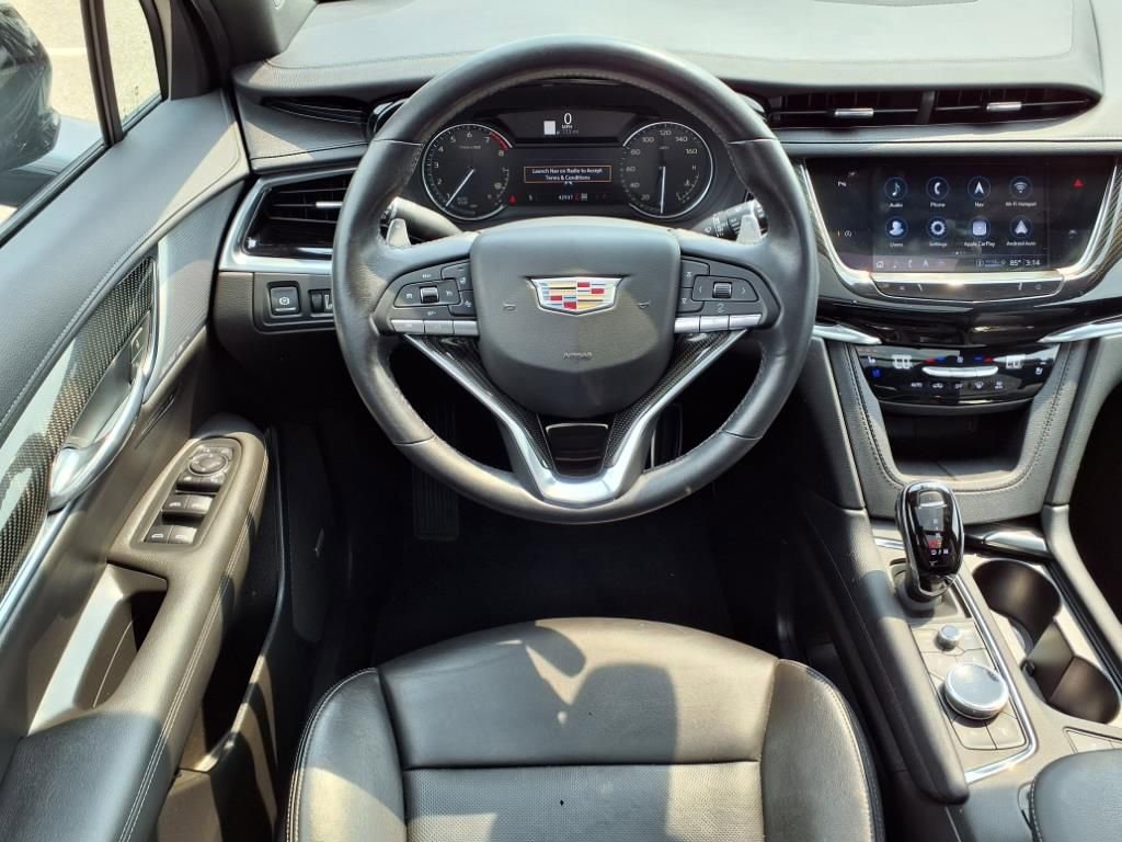 Thumbnail: 2022 Cadillac XT6 - 12