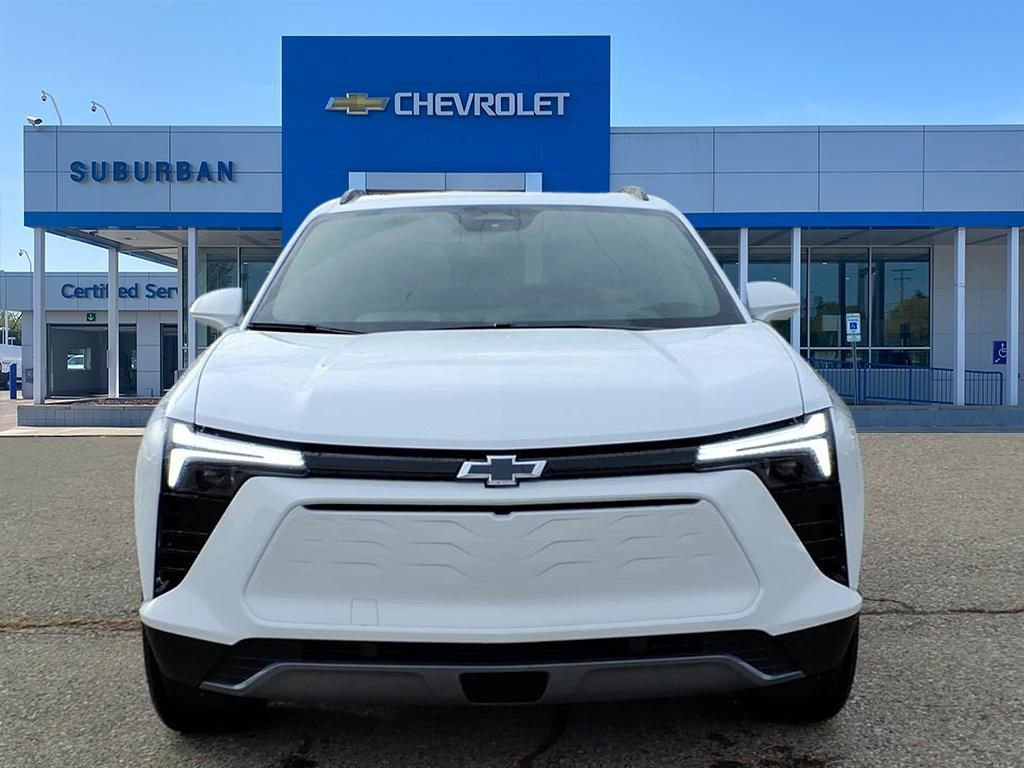 2026 Chevrolet Blazer EV photo 2