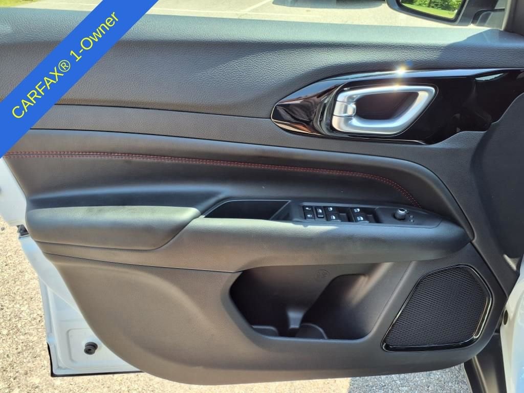2025 Jeep Compass Trailhawk 15