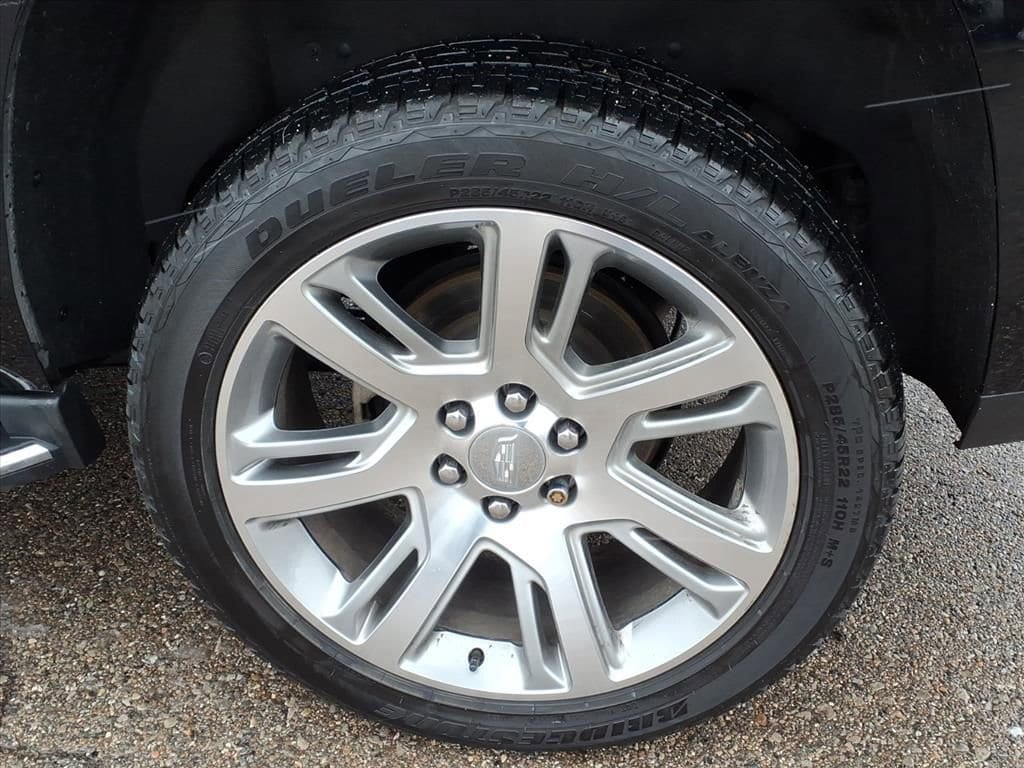 Thumbnail: 2017 Cadillac Escalade - 8