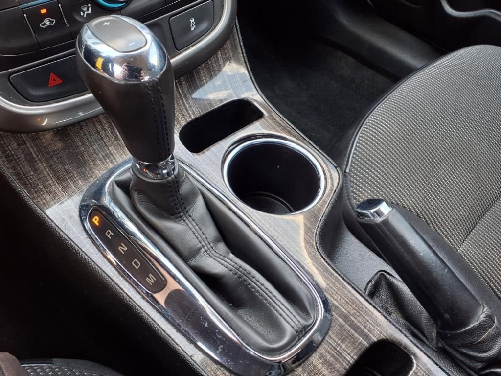 Thumbnail: 2015 Chevrolet Malibu - 25