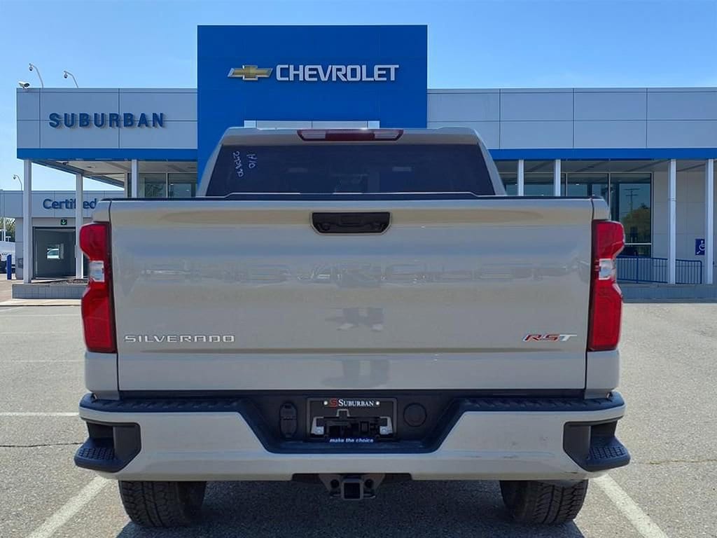 Thumbnail: 2026 Chevrolet Silverado 1500 - 5