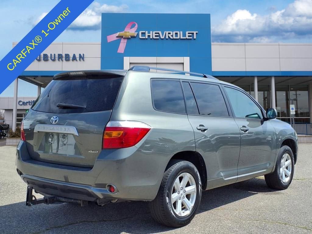 Thumbnail: 2010 Toyota Highlander - 6