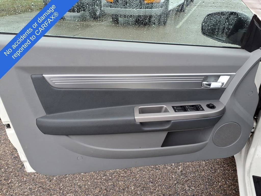 Thumbnail: 2008 Chrysler Sebring - 10