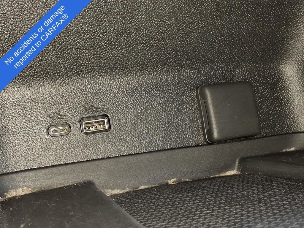 Thumbnail: 2025 Chevrolet Traverse - 26