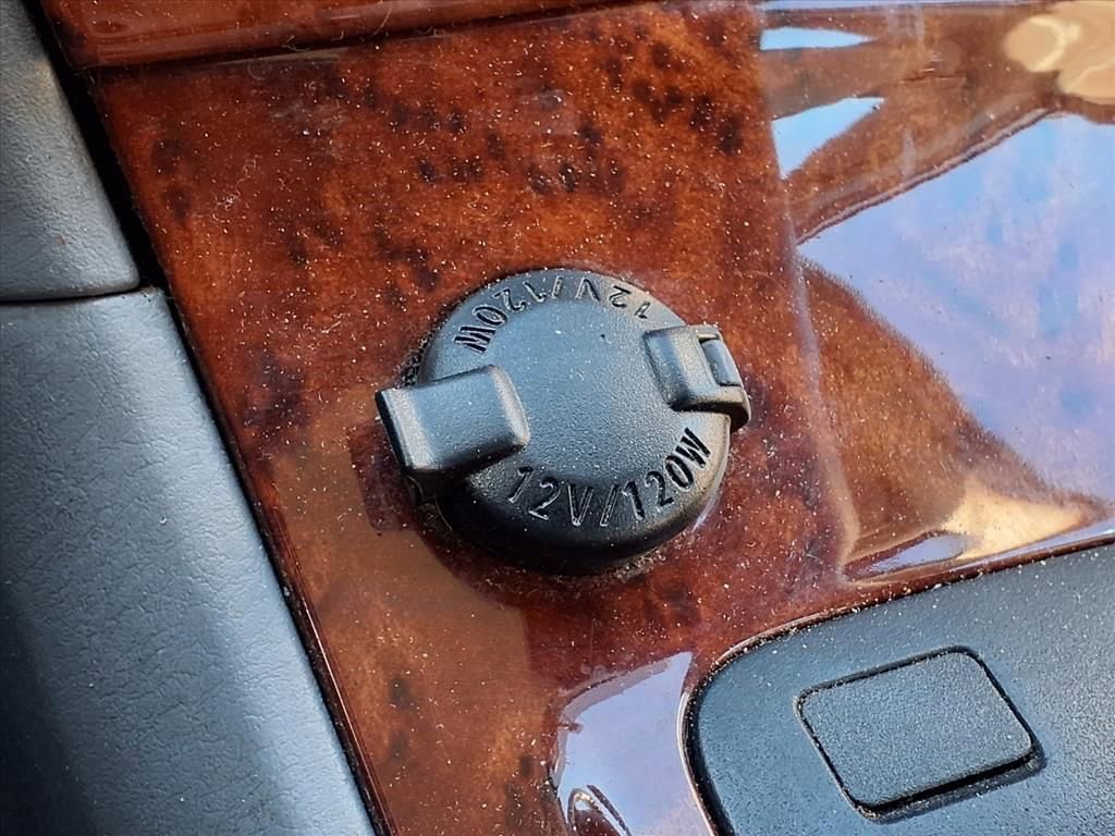 Thumbnail: 2005 Toyota Corolla - 23