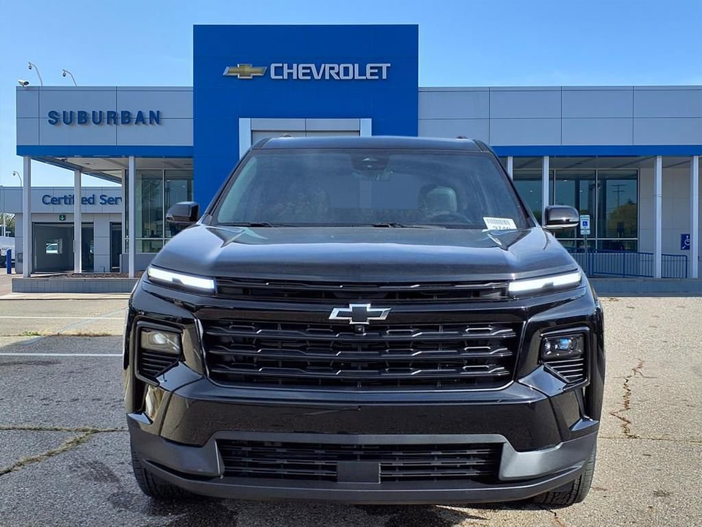 2026 Chevrolet Traverse photo 2