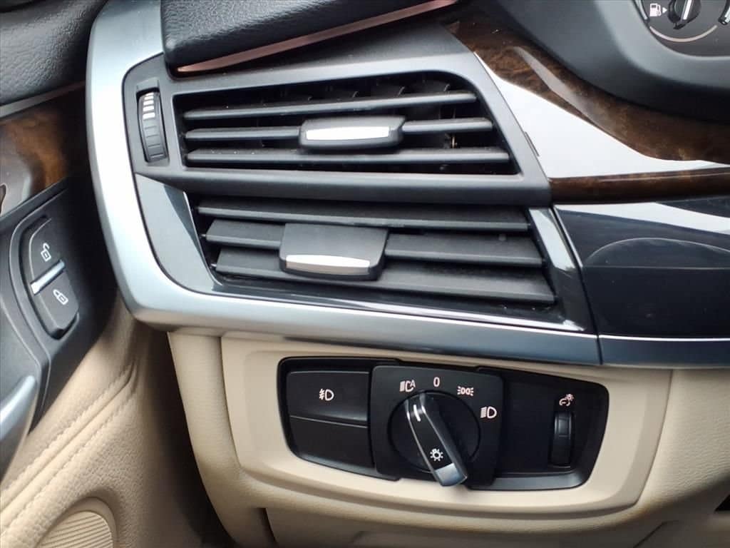 Thumbnail: 2015 BMW X5 - 28