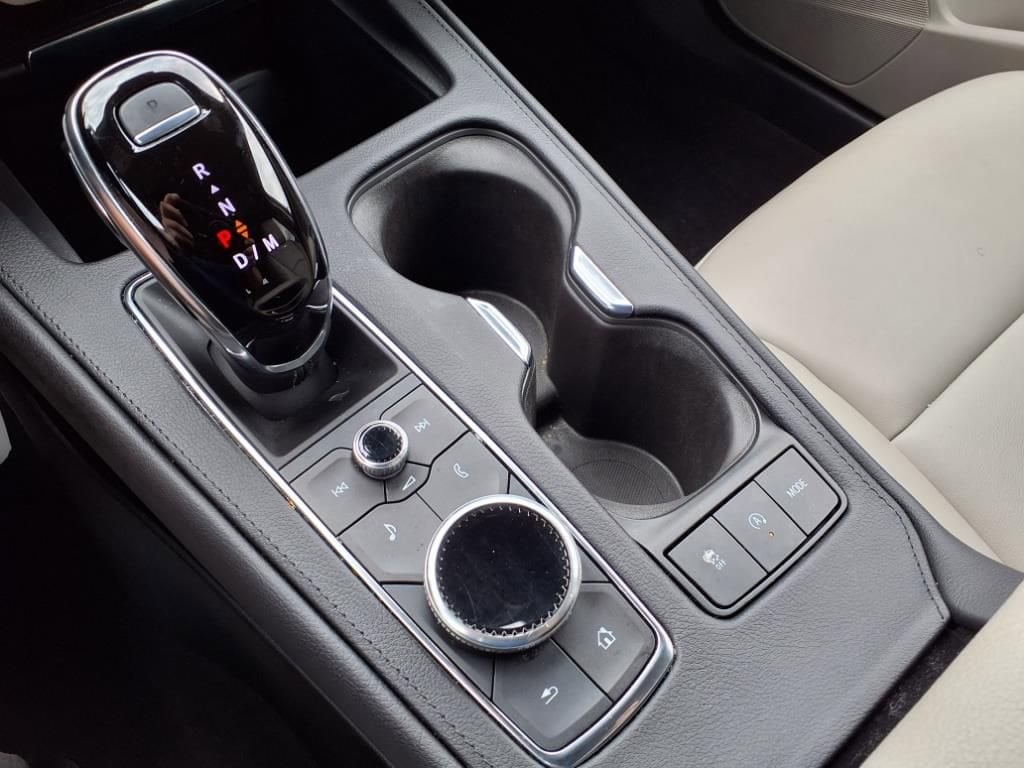 Thumbnail: 2023 Cadillac XT4 - 24