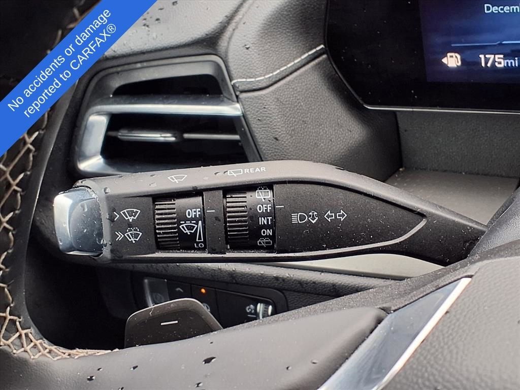 Thumbnail: 2025 Chevrolet Traverse - 21