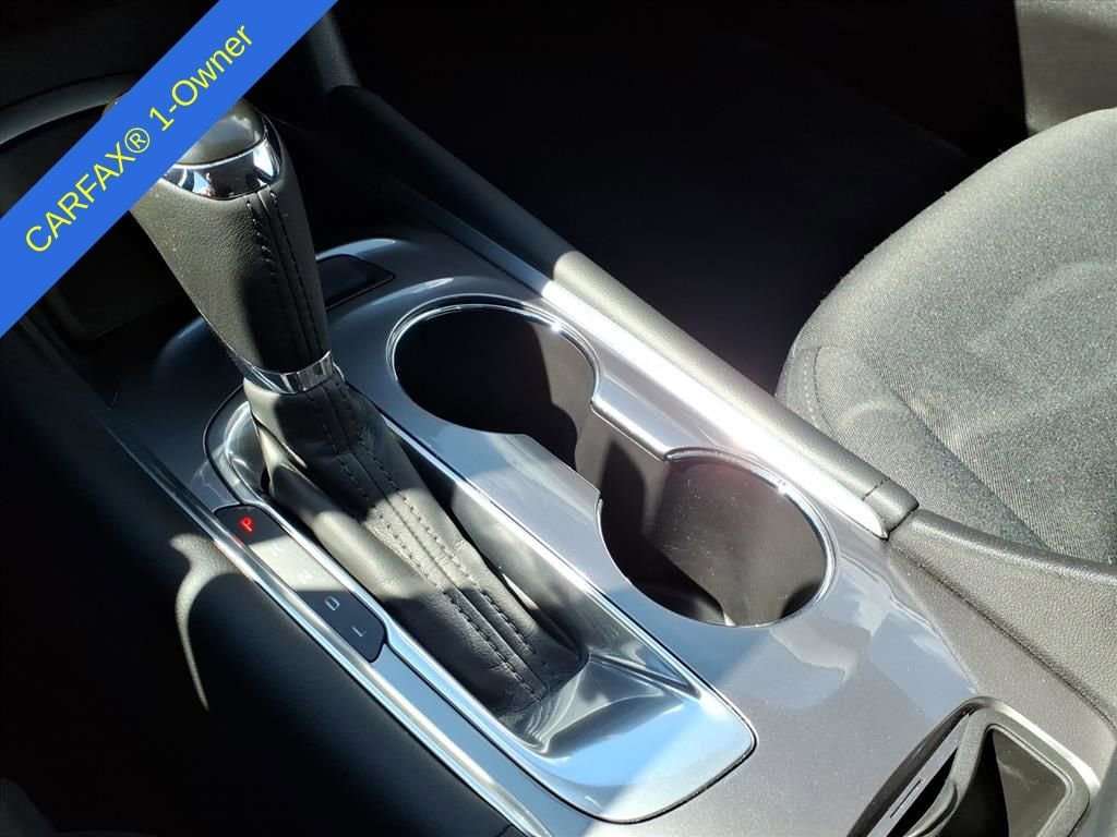Thumbnail: 2016 Chevrolet Malibu - 23