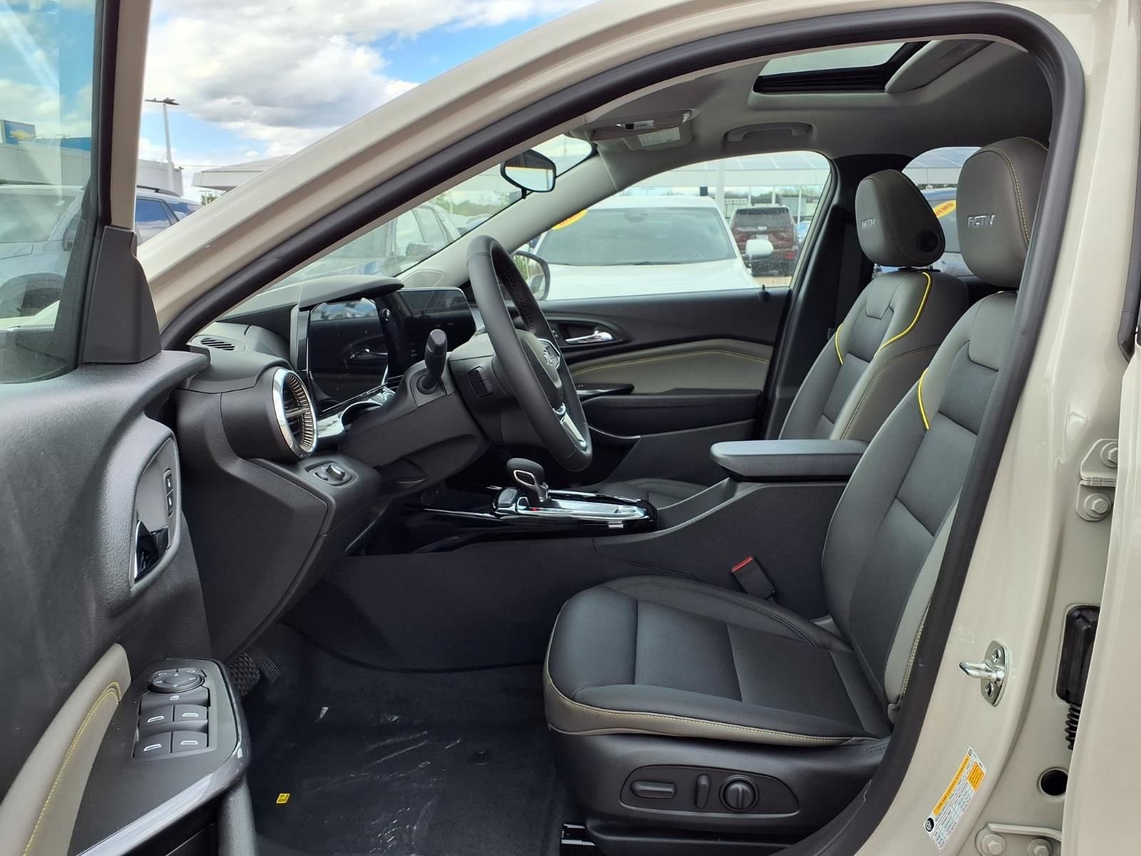 Thumbnail: 2026 Chevrolet Trax - 13