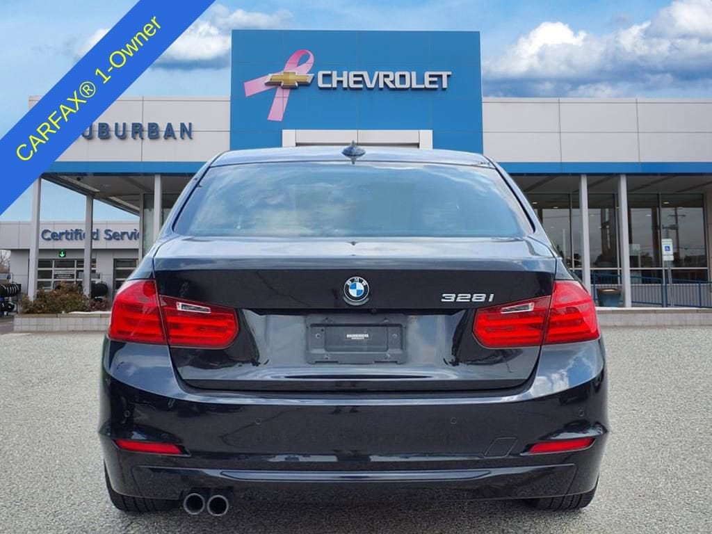 Thumbnail: 2014 BMW 3 Series - 7