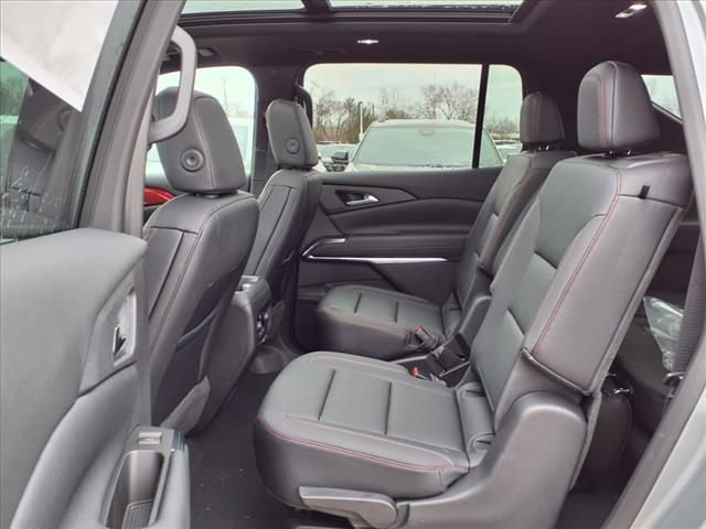 Thumbnail: 2025 Chevrolet Traverse - 8