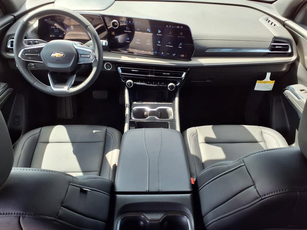 Thumbnail: 2026 Chevrolet Traverse - 10