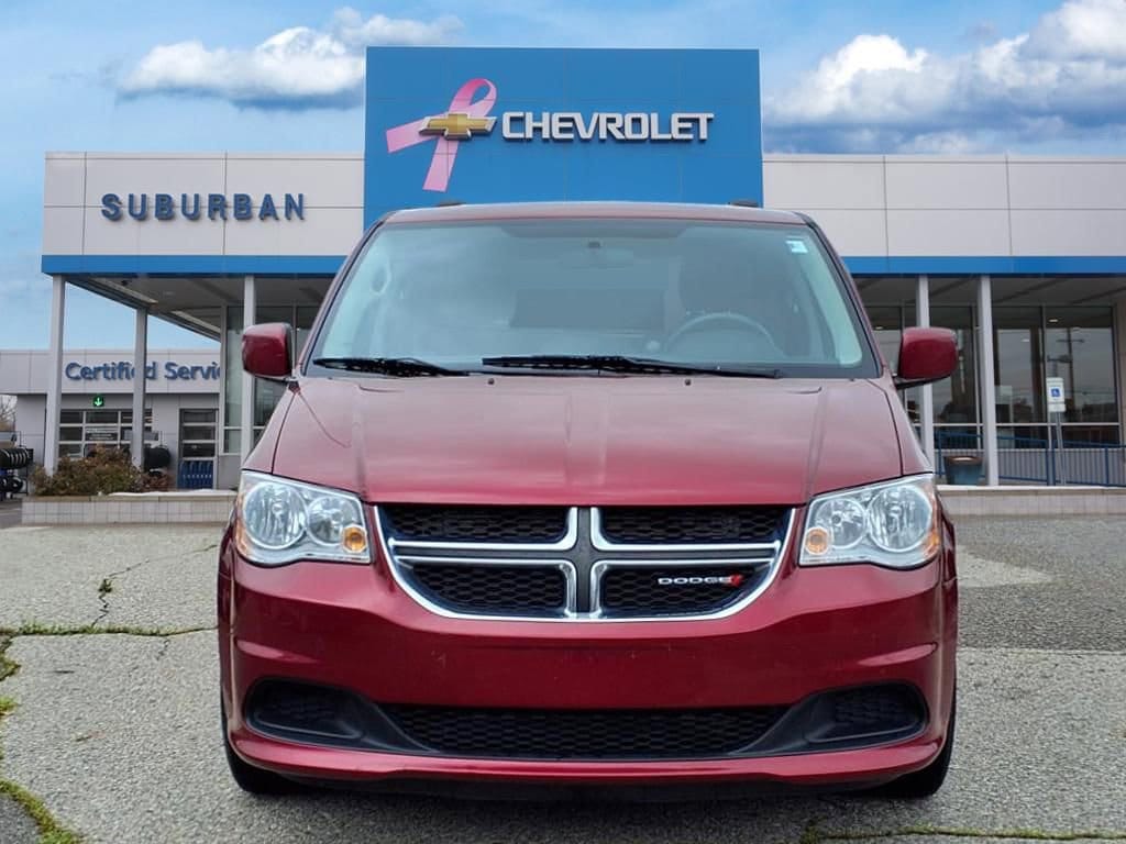 Thumbnail: 2016 Dodge Grand Caravan - 2