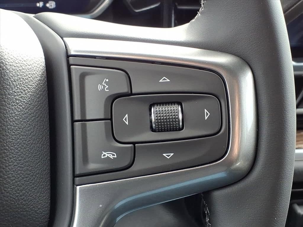 Thumbnail: 2026 Chevrolet Silverado 1500 - 21