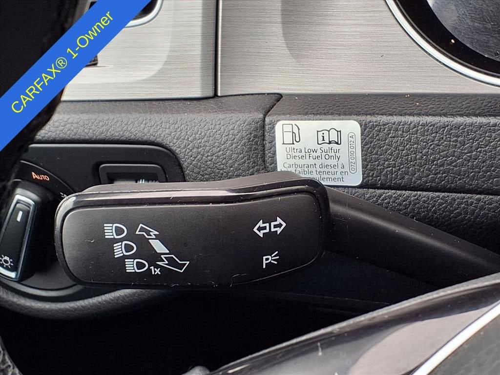 Thumbnail: 2015 Volkswagen e-Golf - 23