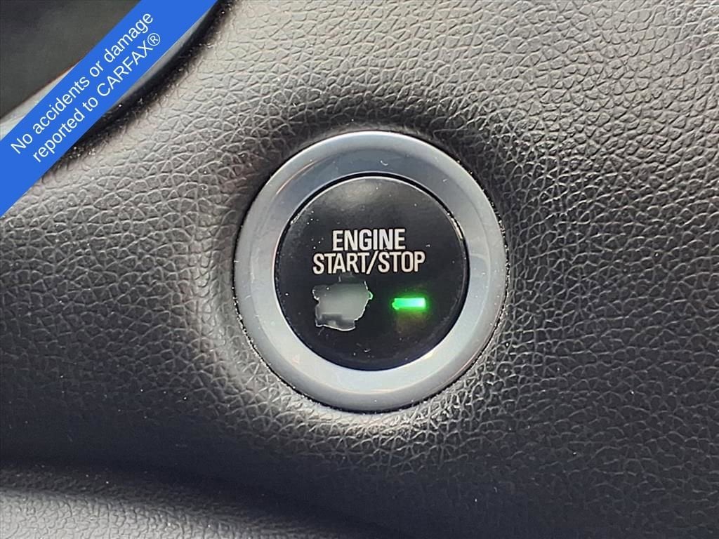 Thumbnail: 2017 Chevrolet Malibu - 28