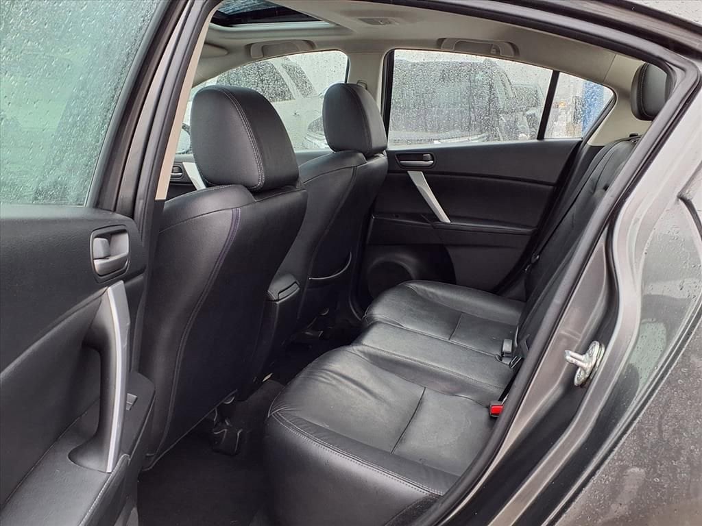 Thumbnail: 2012 Mazda Mazda3 - 9