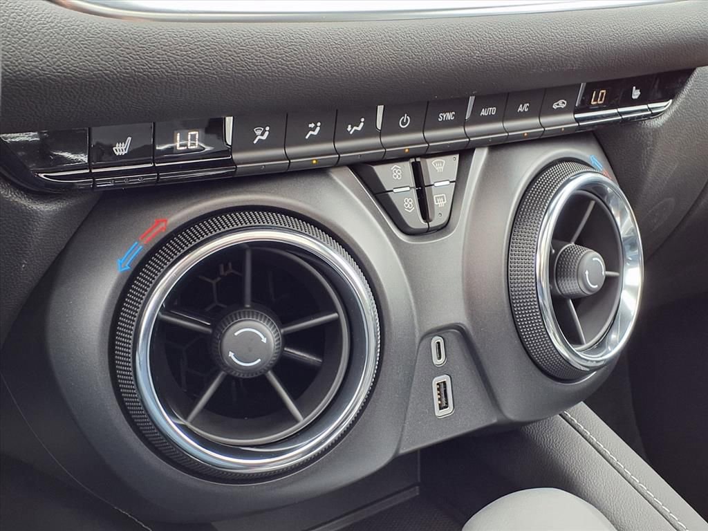 Thumbnail: 2026 Chevrolet Blazer - 17