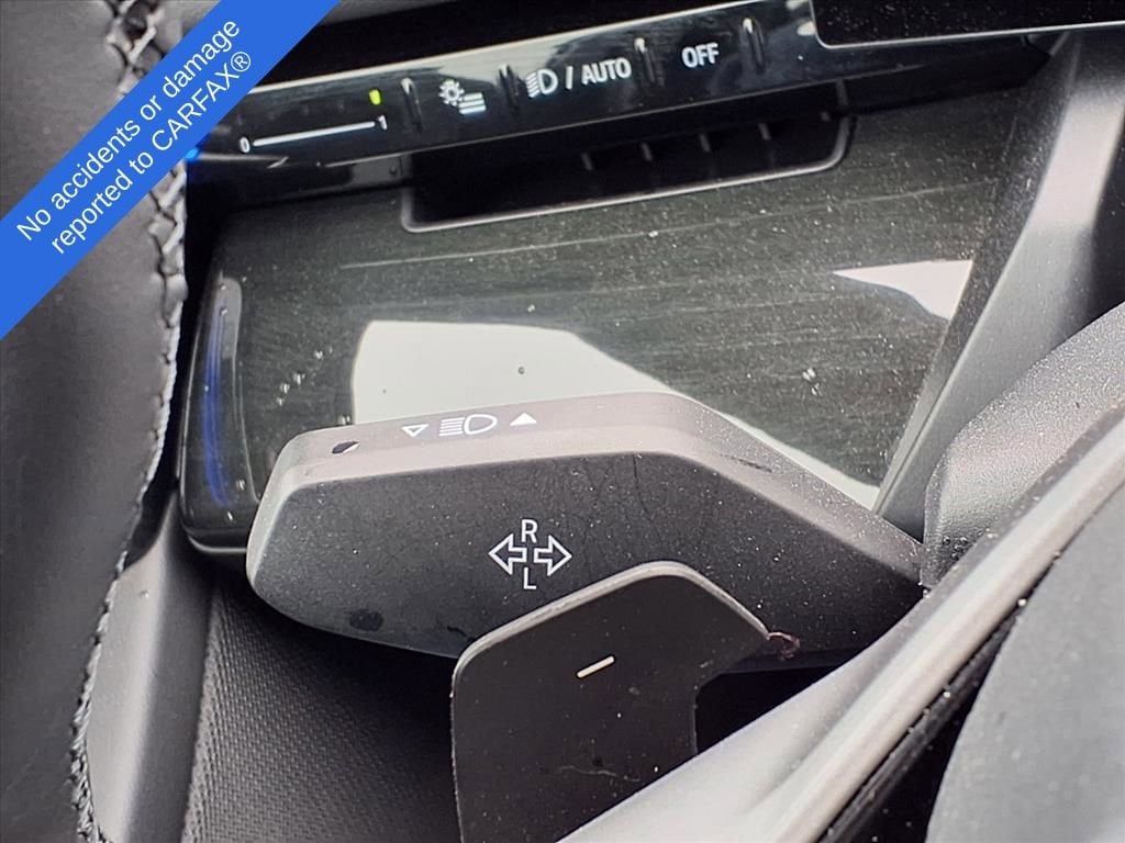 Thumbnail: 2025 BMW 5 Series - 22