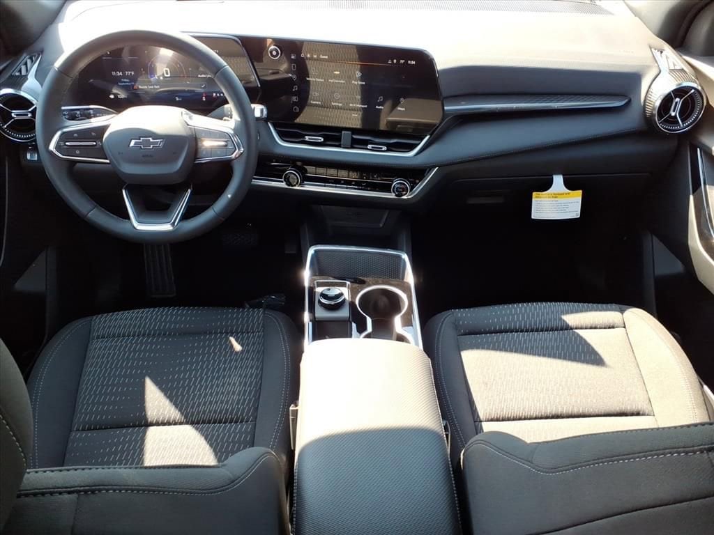 Thumbnail: 2026 Chevrolet Equinox - 10