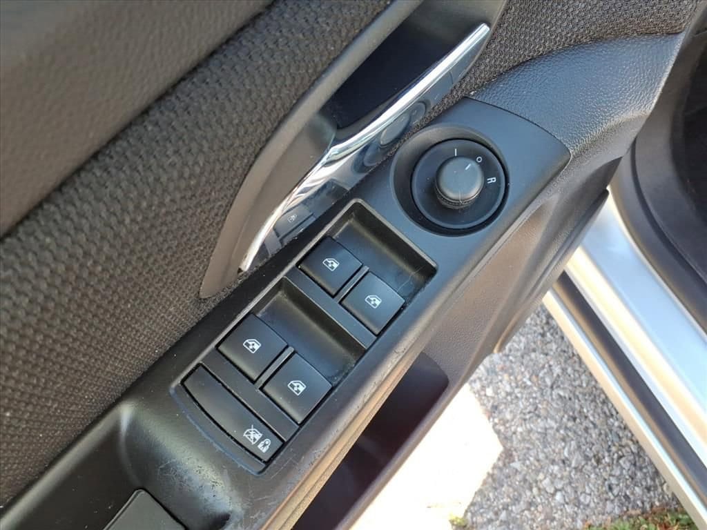Thumbnail: 2014 Chevrolet Cruze - 14