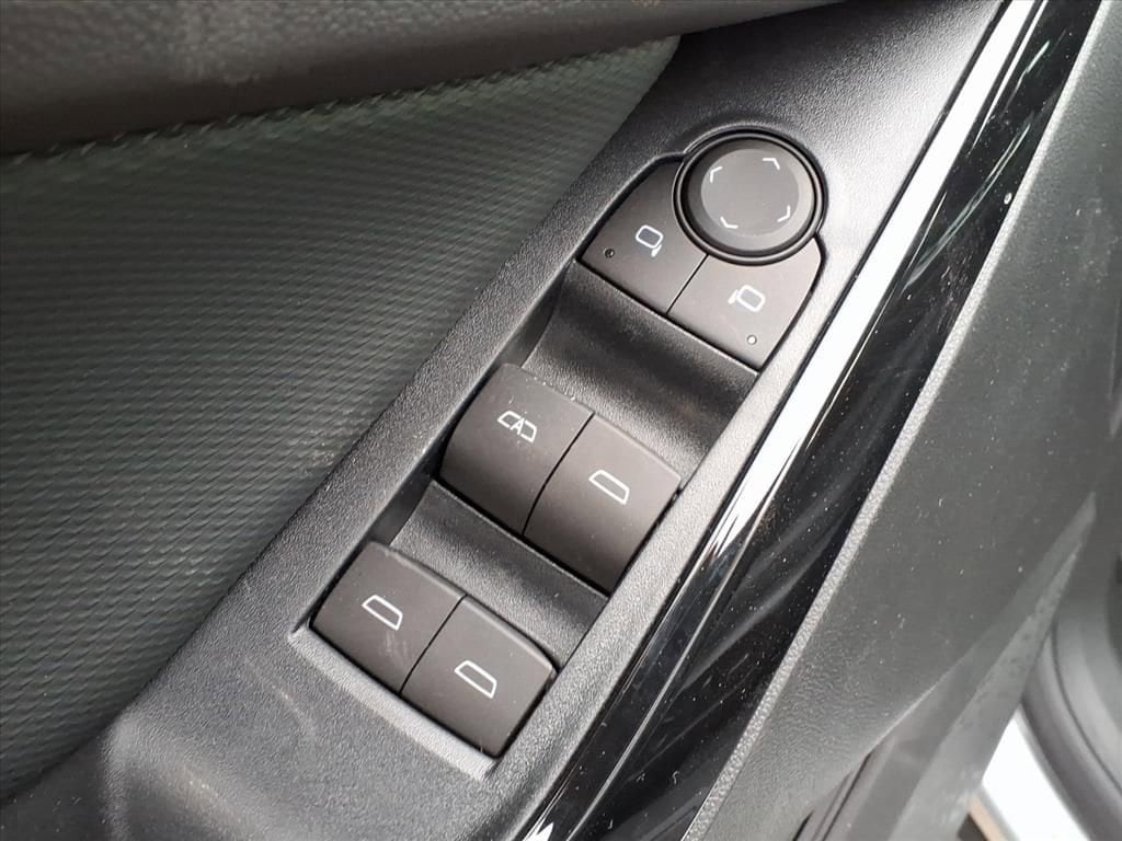 Thumbnail: 2026 Chevrolet Equinox - 13