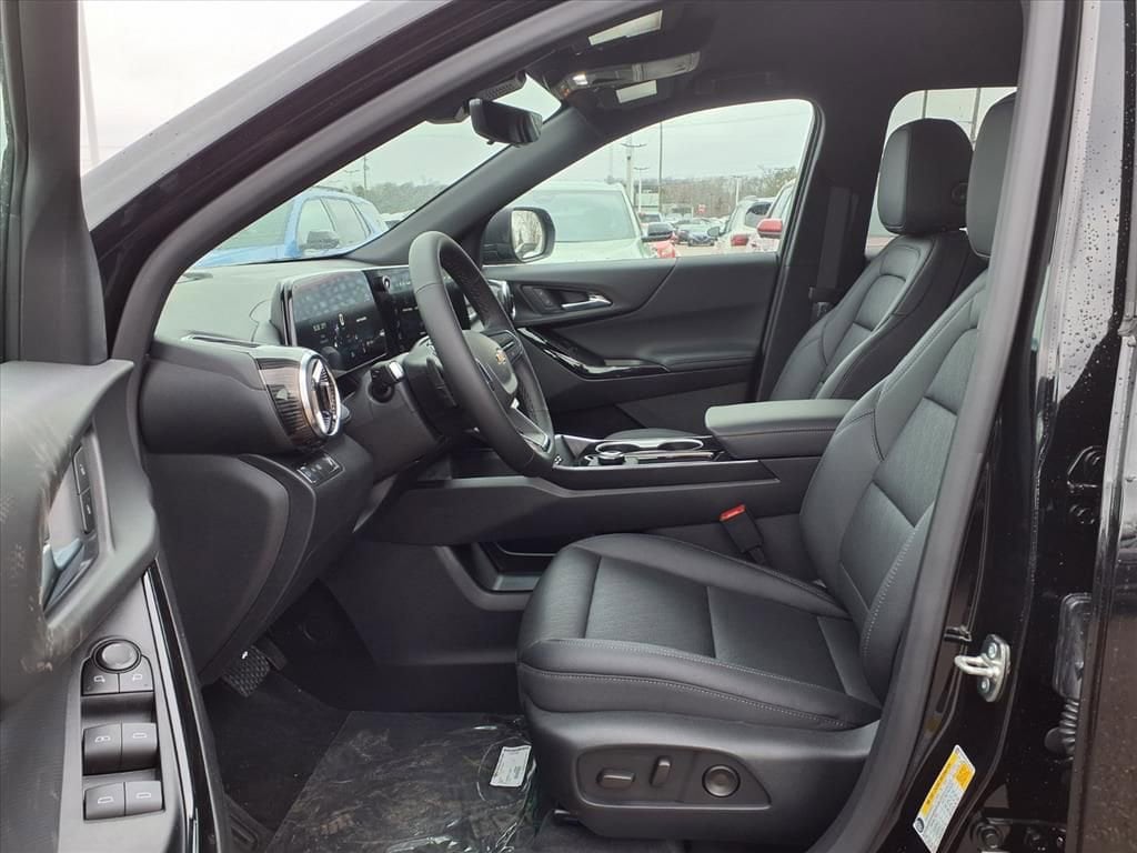 Thumbnail: 2026 Chevrolet Equinox - 13