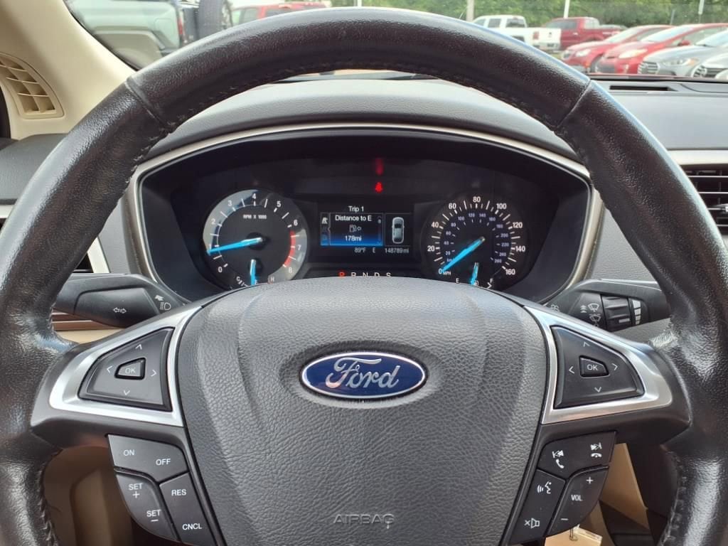 Thumbnail: 2014 Ford Fusion - 17