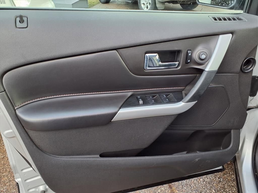 Thumbnail: 2013 Ford Edge - 14