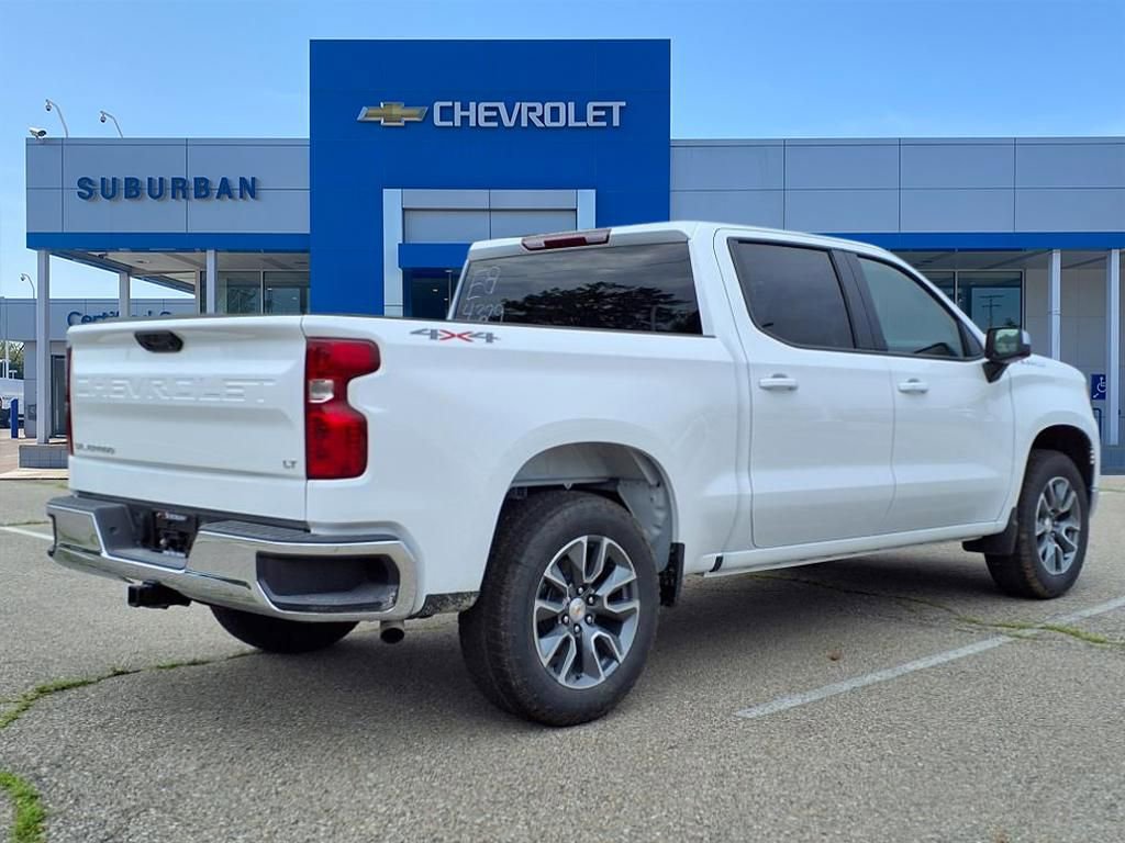 2025 Chevrolet Silverado 1500 LT photo 4