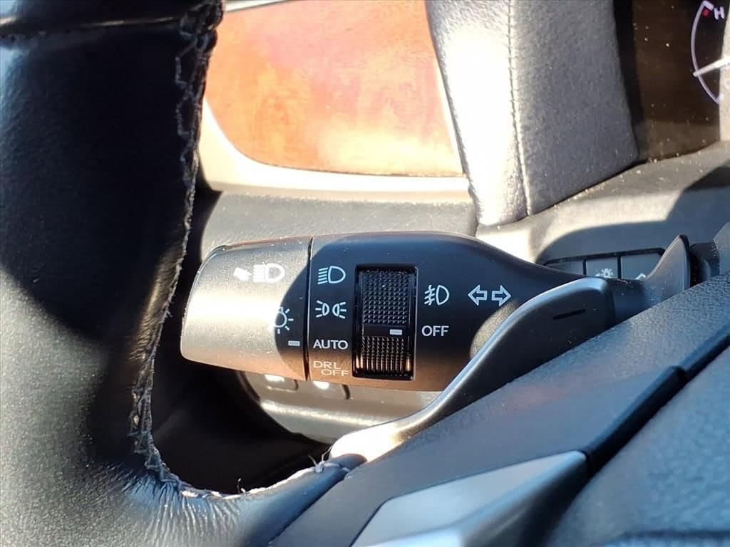 Thumbnail: 2013 Lexus GS - 19