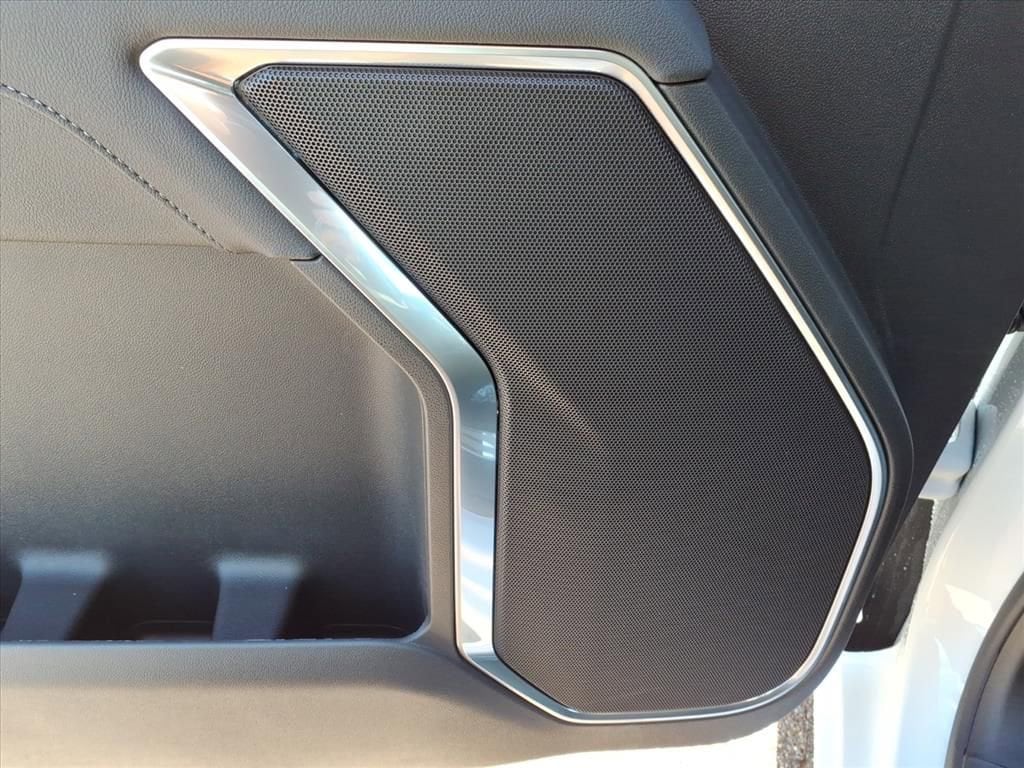 Thumbnail: 2026 Chevrolet Silverado 1500 - 13