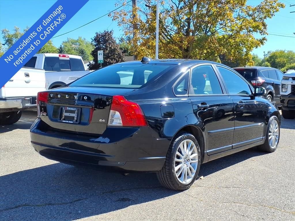 Thumbnail: 2010 Volvo S40 - 5