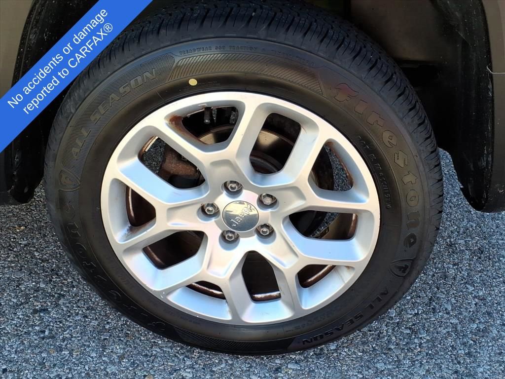 Thumbnail: 2017 Jeep Renegade - 10