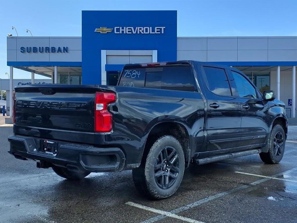 Thumbnail: 2026 Chevrolet Silverado 1500 - 4