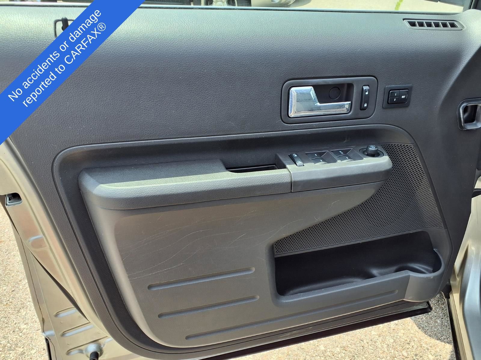 Thumbnail: 2008 Ford Edge - 16