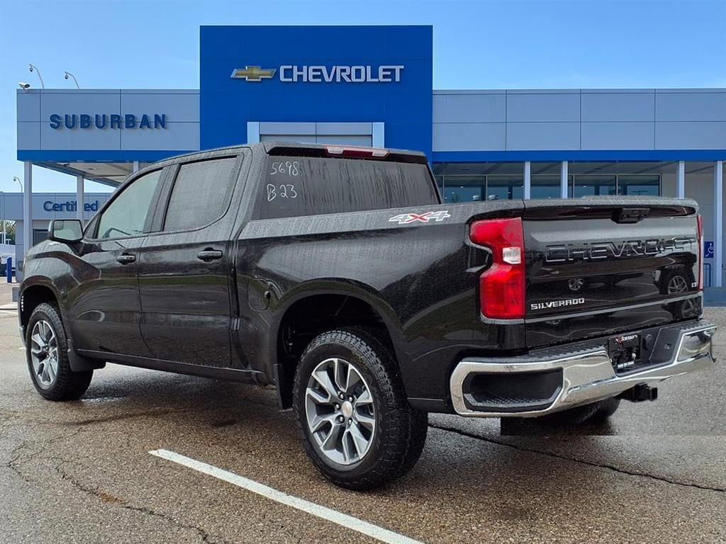 Thumbnail: 2026 Chevrolet Silverado 1500 - 6