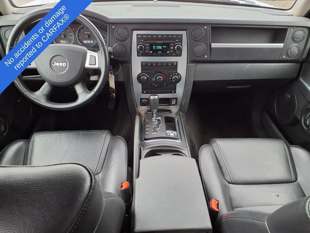 Thumbnail: 2008 Jeep Commander - 11