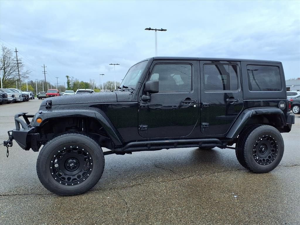Thumbnail: 2013 Jeep Wrangler - 8