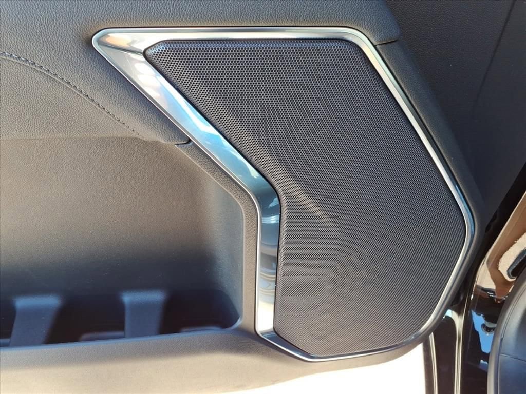 Thumbnail: 2026 Chevrolet Silverado 1500 - 14