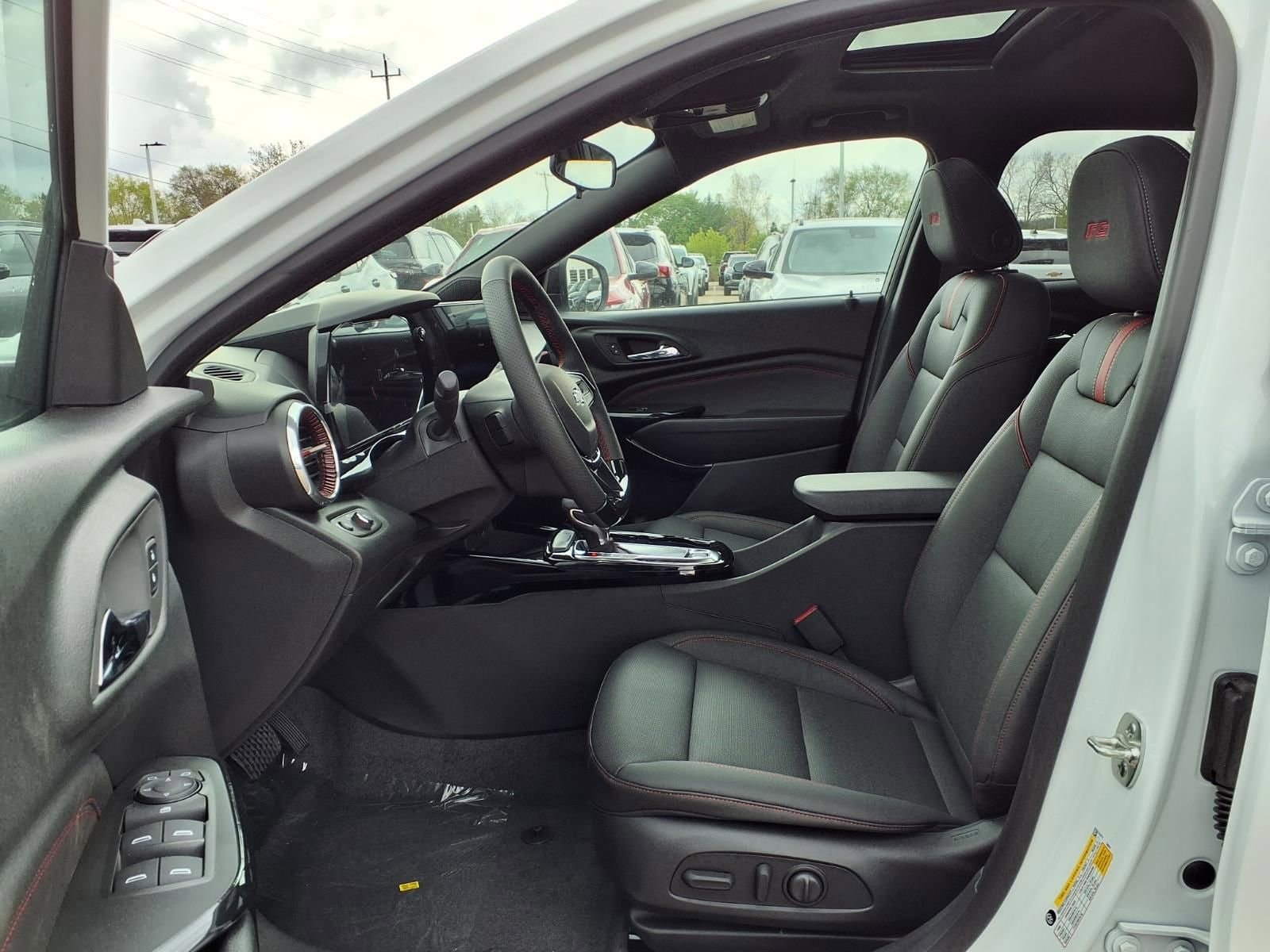 Thumbnail: 2026 Chevrolet Trax - 12