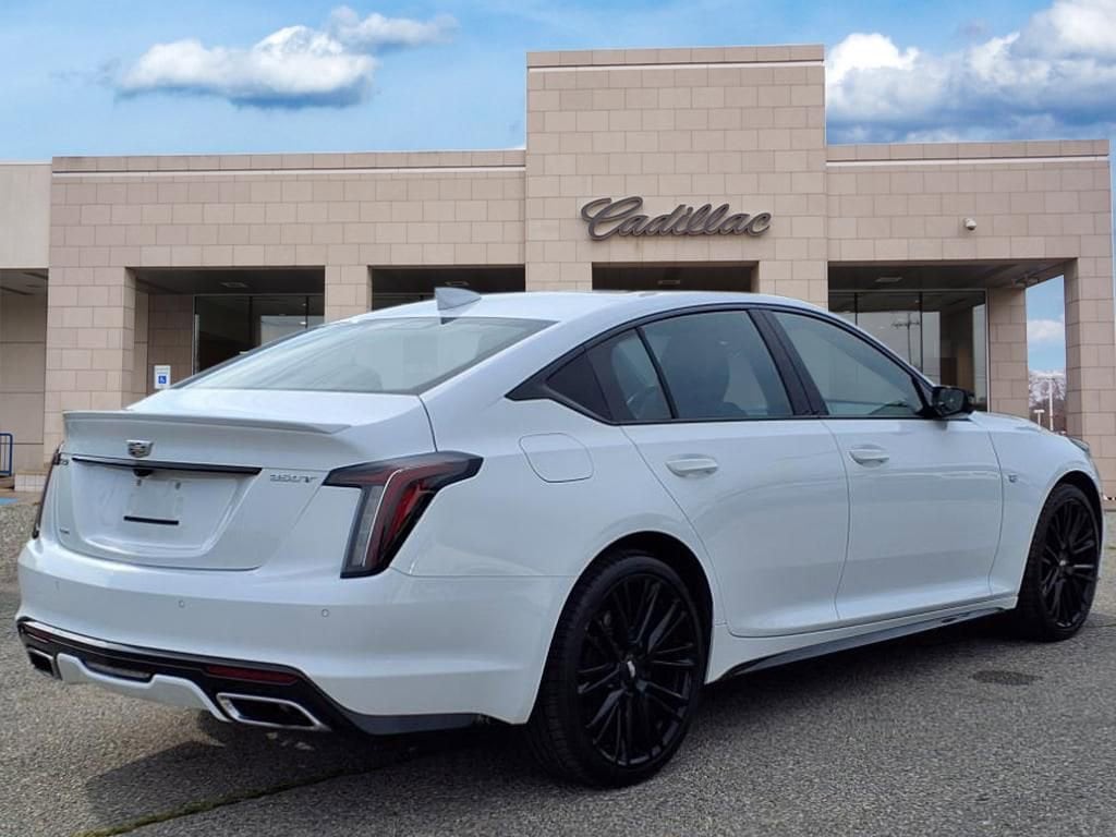 Thumbnail: 2022 Cadillac CT5 - 5