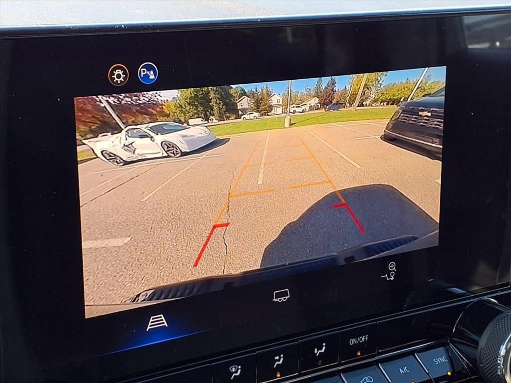 Thumbnail: 2026 Chevrolet Colorado - 18